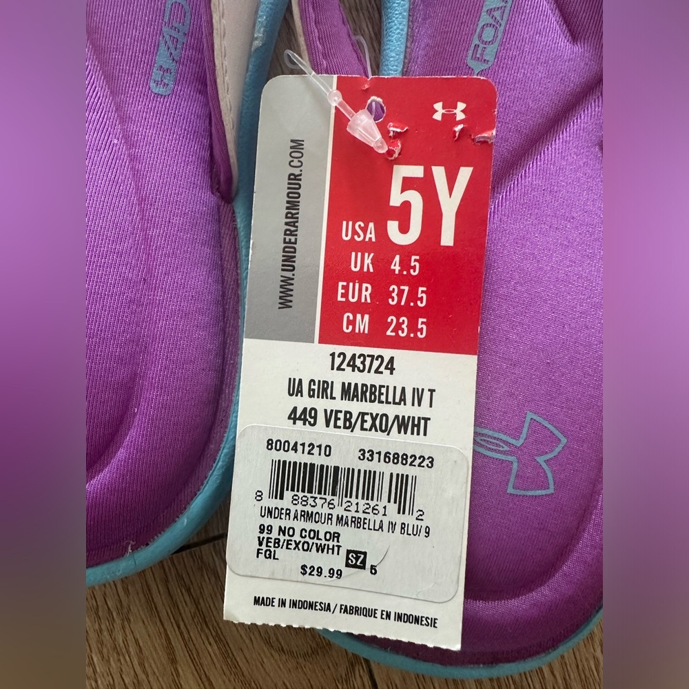 UA shoes